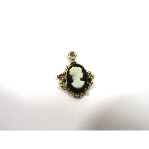 Cream Black Gold Tone Cameo Pendant 1" Boho Cottagecore Whimsical VTG Elegant